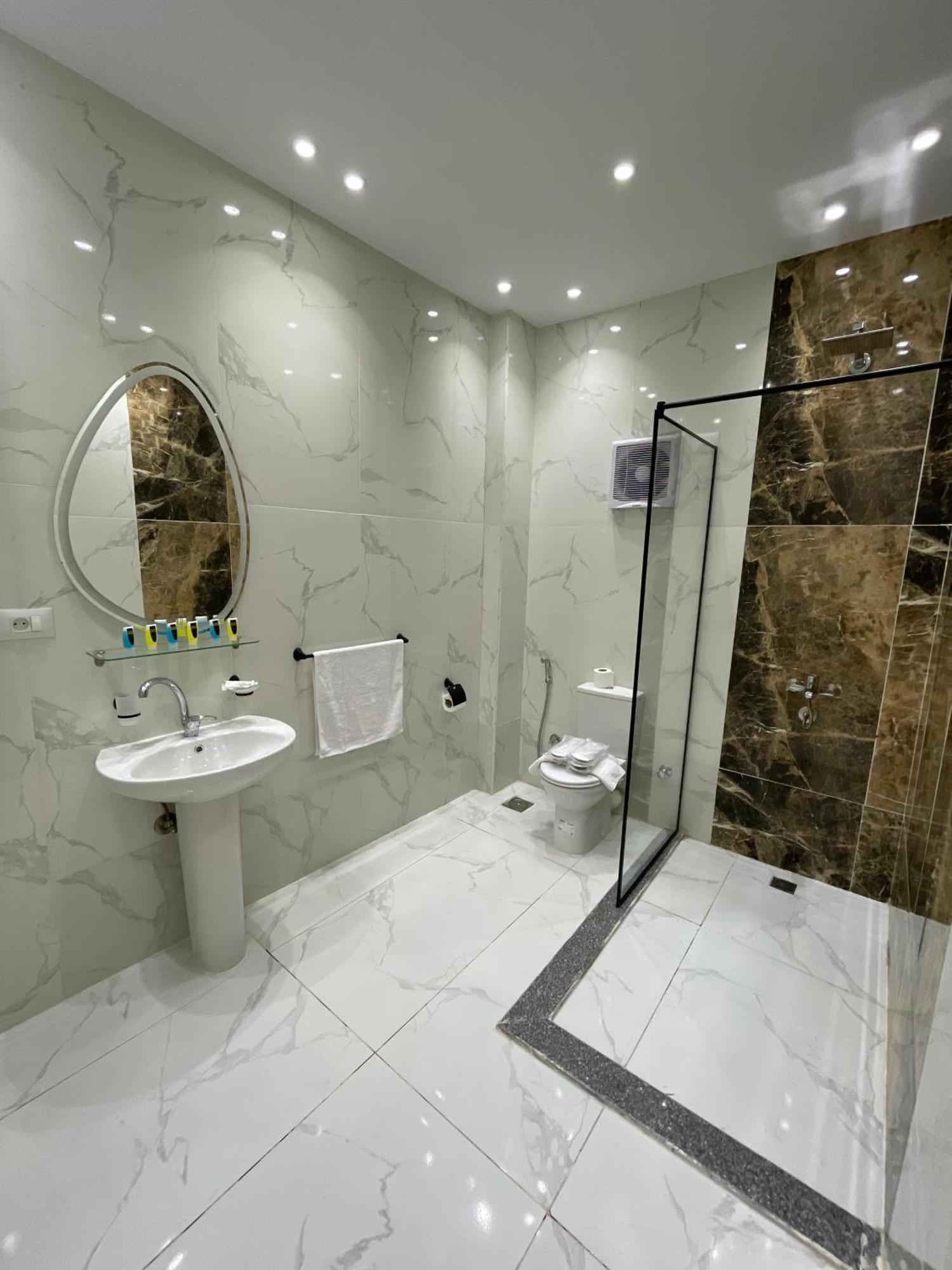 New Glamour Pyramids Hotel Kafrat al Jabal Экстерьер фото